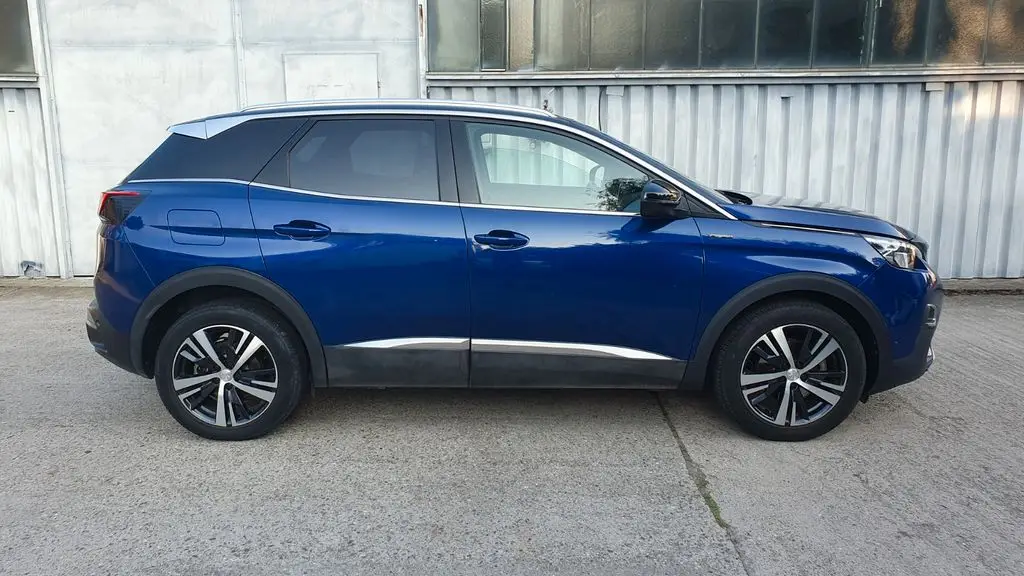 Photo 1 : Peugeot 3008 2019 Petrol