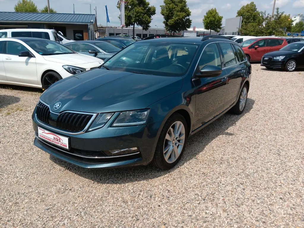 Photo 1 : Skoda Octavia 2019 Essence