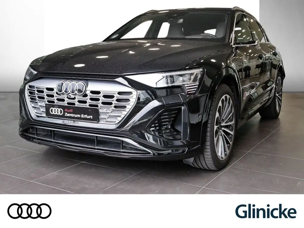 Photo 1 : Audi Q8 2023 Not specified