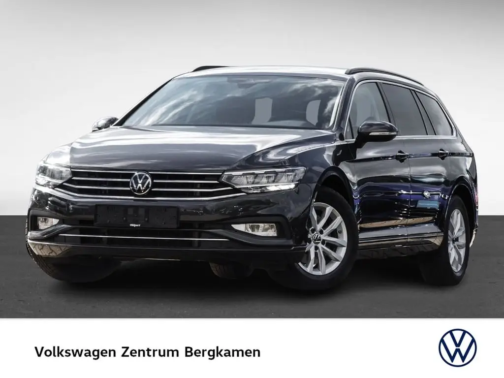 Photo 1 : Volkswagen Passat 2024 Essence