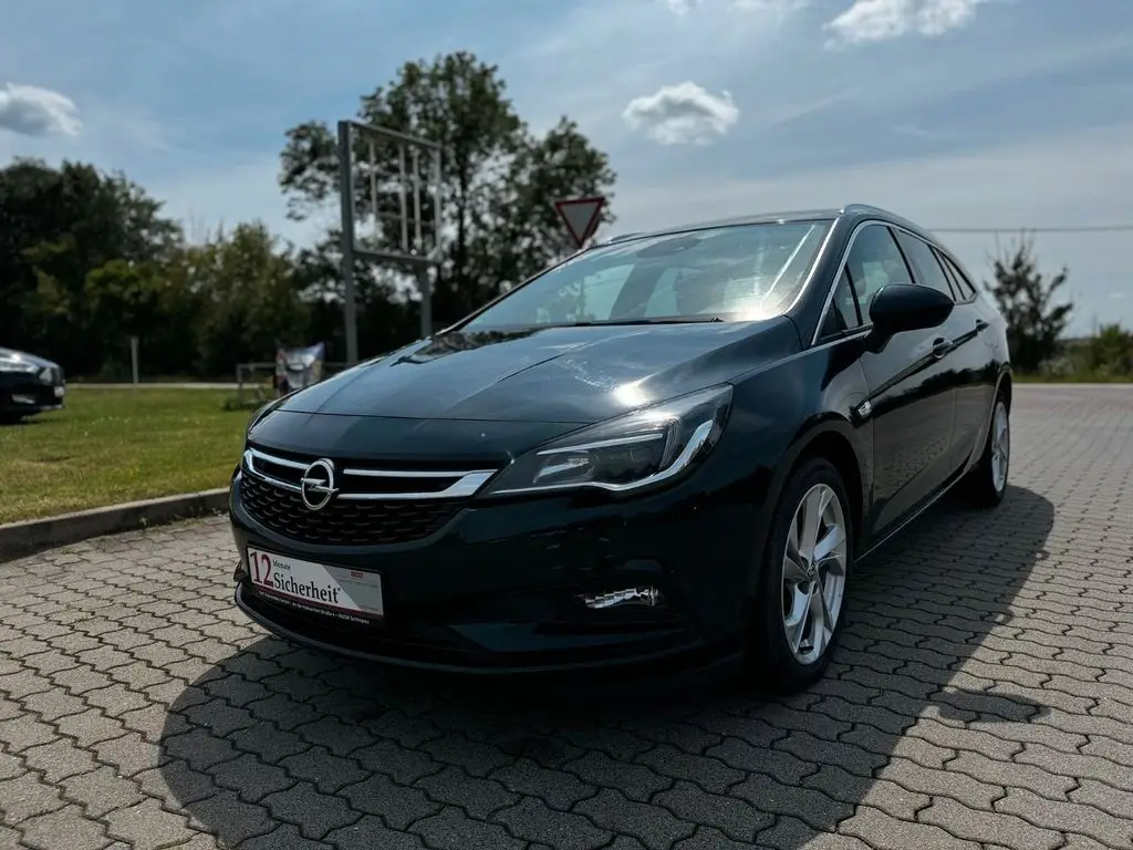 Photo 1 : Opel Astra 2017 Diesel