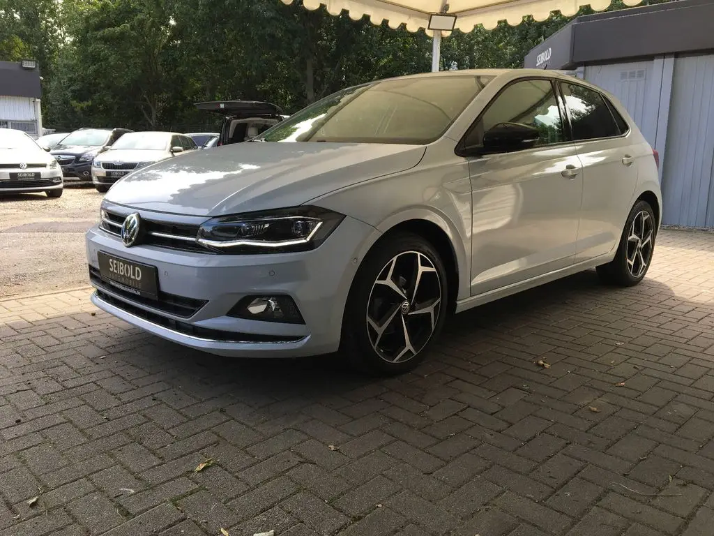 Photo 1 : Volkswagen Polo 2017 Essence