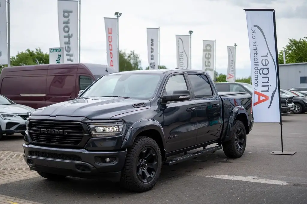 Photo 1 : Dodge Ram 2018 Petrol