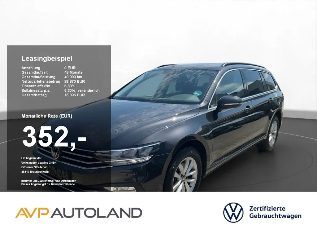 Photo 1 : Volkswagen Passat 2023 Petrol