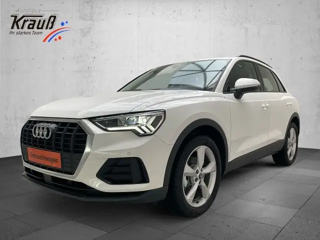 Photo 1 : Audi Q3 2023 Essence