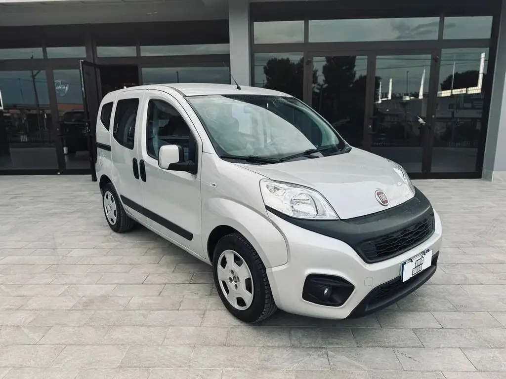 Photo 1 : Fiat Qubo 2019 Diesel