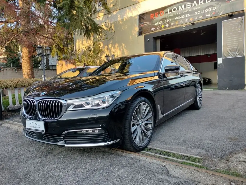 Photo 1 : Bmw Serie 7 2017 Diesel