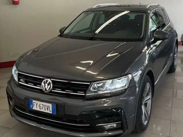 Photo 1 : Volkswagen Tiguan 2019 Diesel