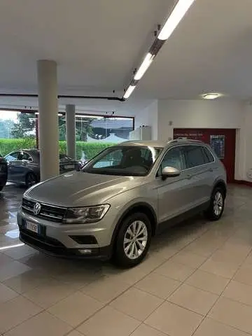 Photo 1 : Volkswagen Tiguan 2018 Diesel