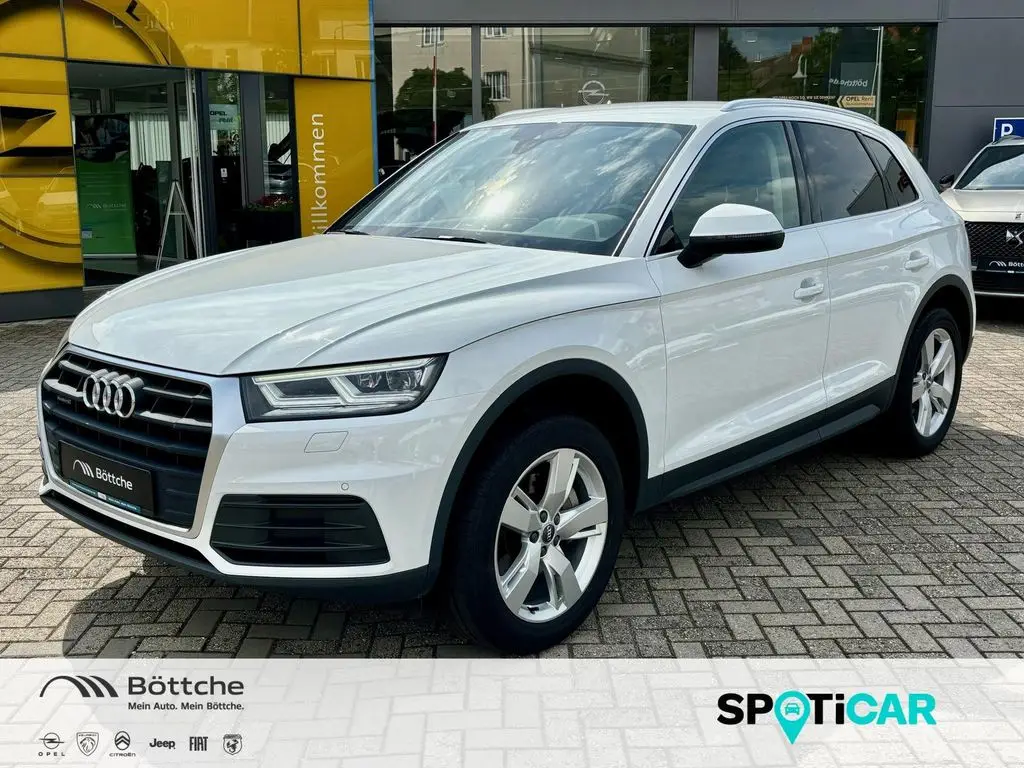 Photo 1 : Audi Q5 2017 Essence