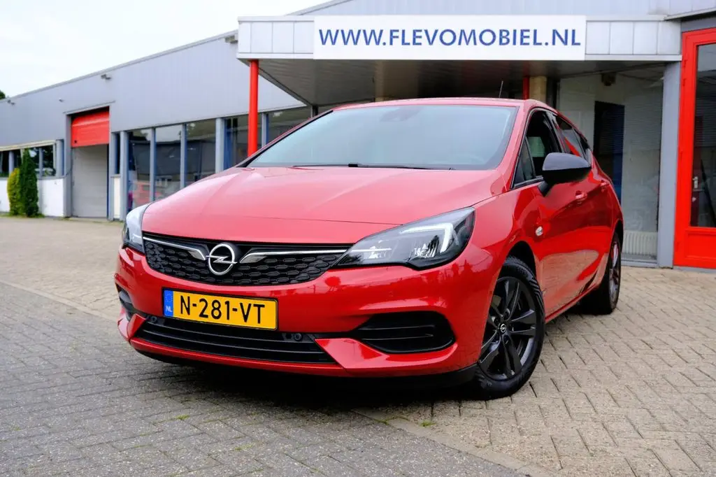 Photo 1 : Opel Astra 2022 Petrol