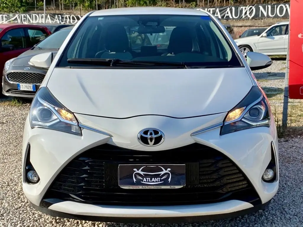 Photo 1 : Toyota Yaris 2019 Petrol