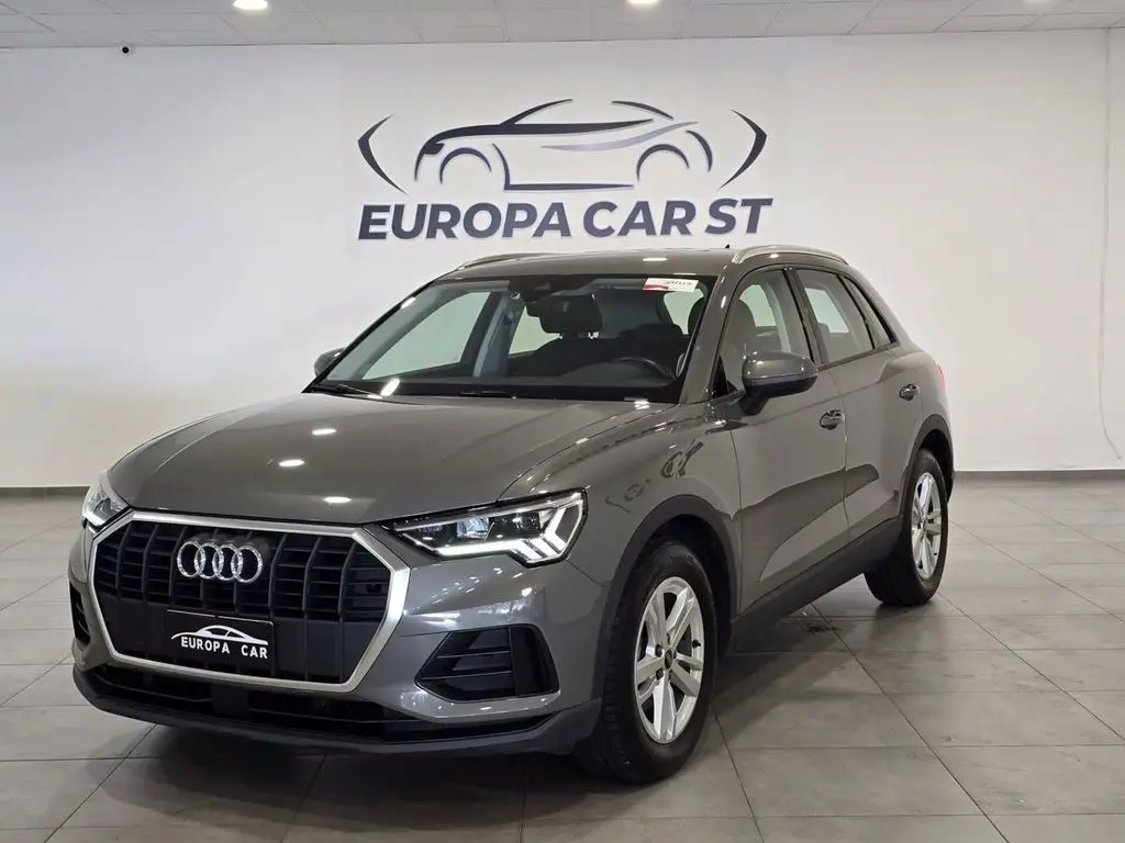 Photo 1 : Audi Q3 2020 Diesel