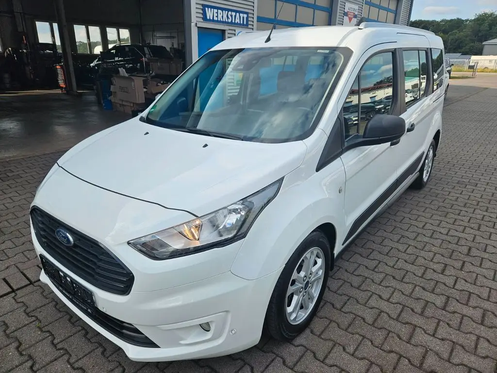 Photo 1 : Ford Grand Tourneo 2021 Diesel