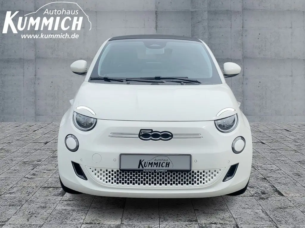 Photo 1 : Fiat 500 2023 Non renseigné