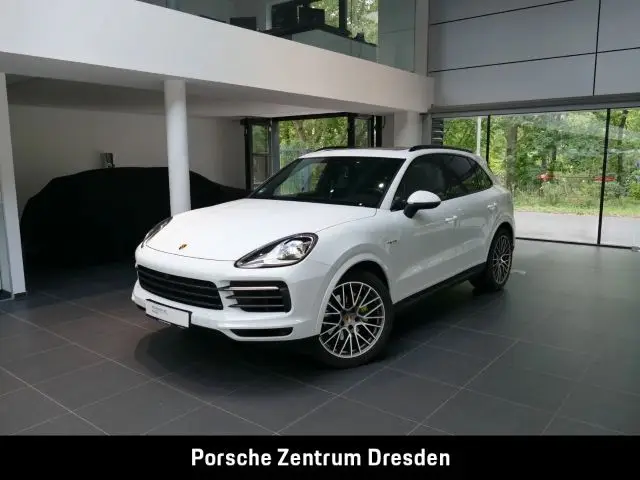 Photo 1 : Porsche Cayenne 2023 Hybrid