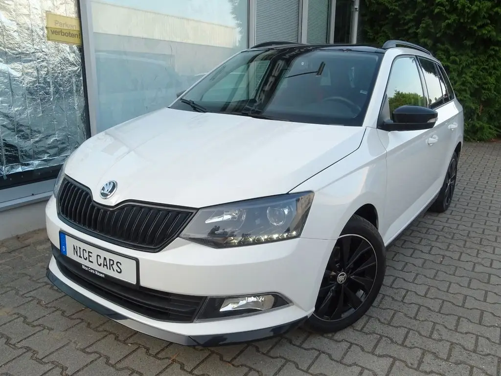 Photo 1 : Skoda Fabia 2018 Petrol