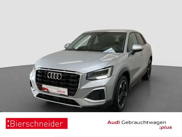 Photo 1 : Audi Q2 2023 Essence