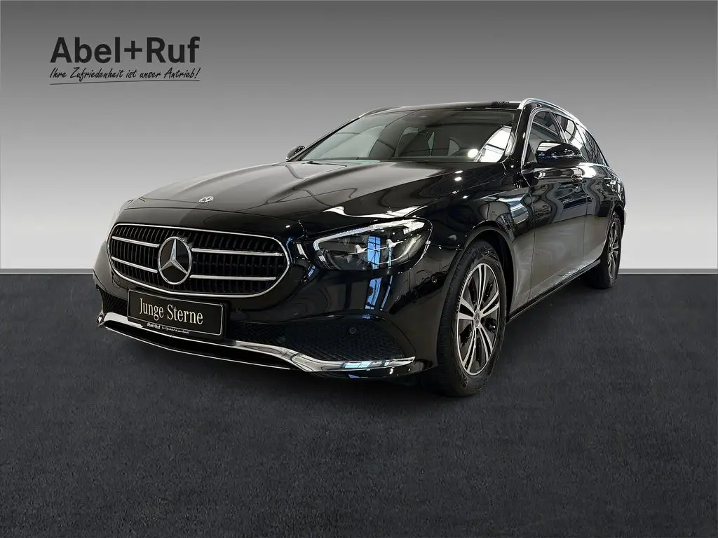 Photo 1 : Mercedes-benz Classe E 2023 Essence