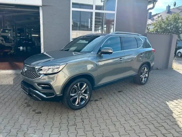 Photo 1 : Ssangyong Rexton 2021 Diesel