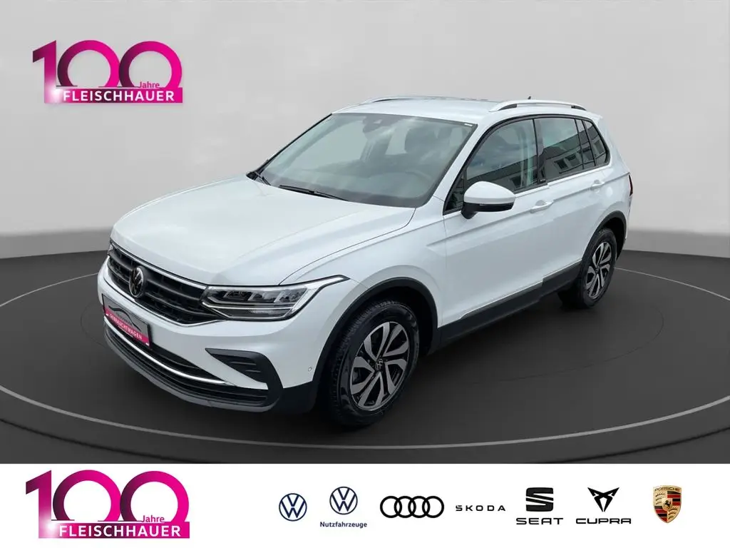 Photo 1 : Volkswagen Tiguan 2023 Essence