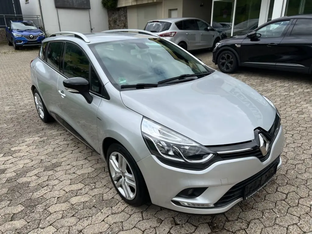 Photo 1 : Renault Clio 2019 Essence