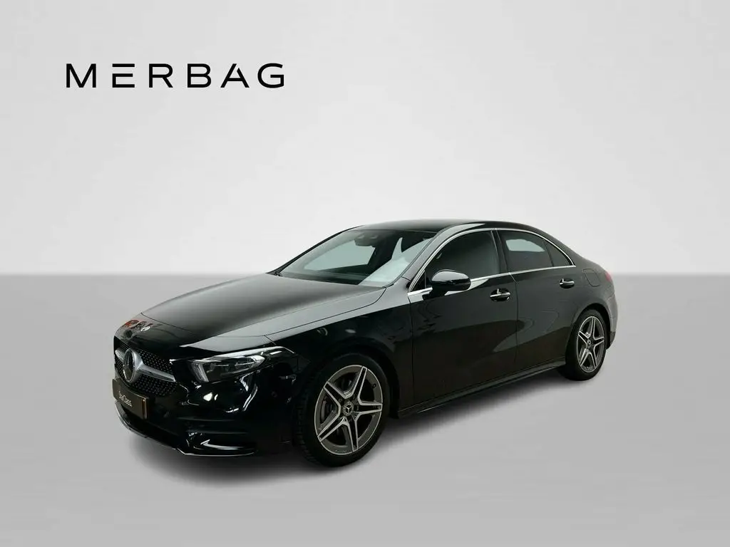 Photo 1 : Mercedes-benz Classe A 2023 Petrol