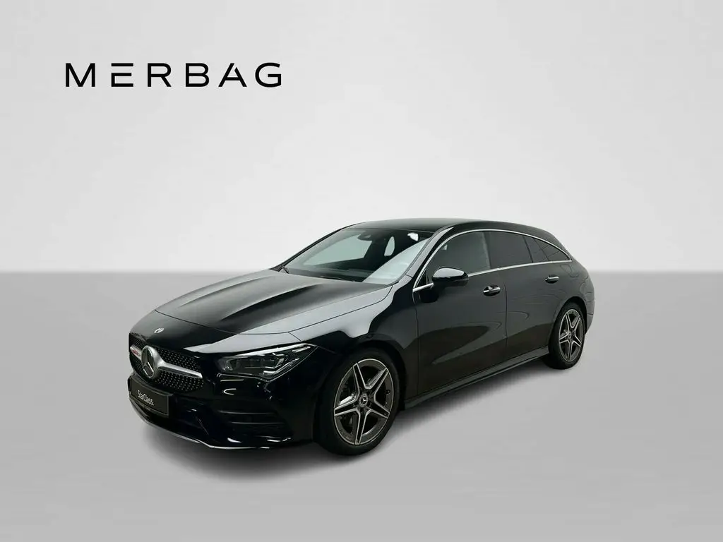 Photo 1 : Mercedes-benz Classe Cla 2023 Petrol