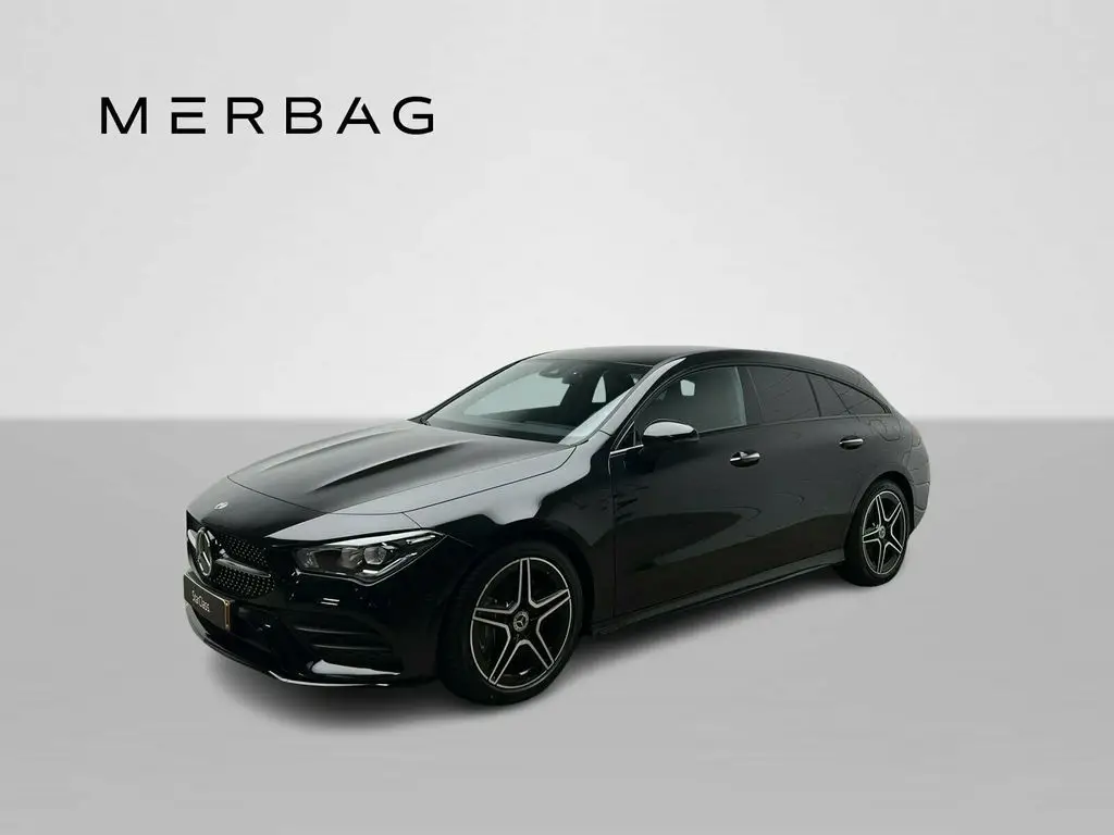 Photo 1 : Mercedes-benz Classe Cla 2024 Petrol