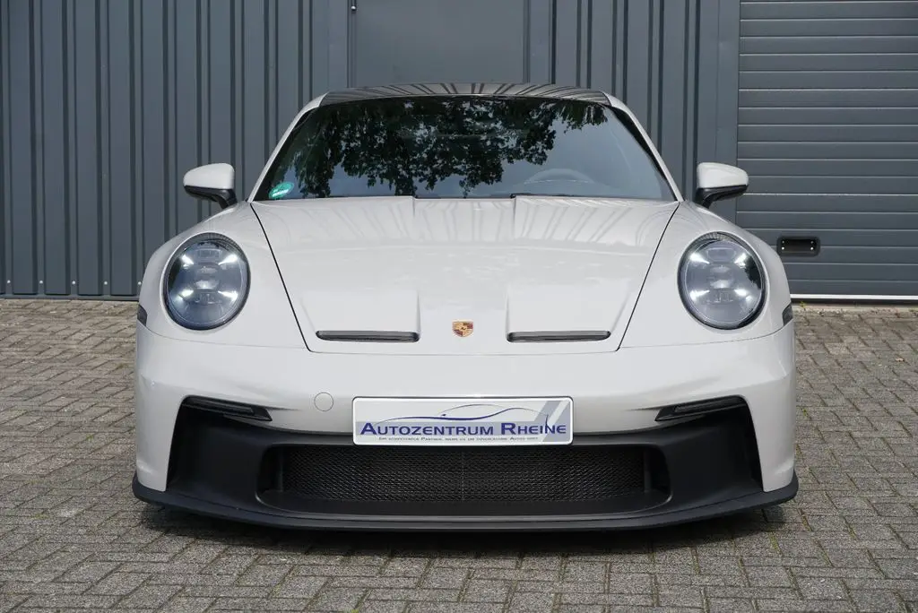 Photo 1 : Porsche 992 2023 Essence