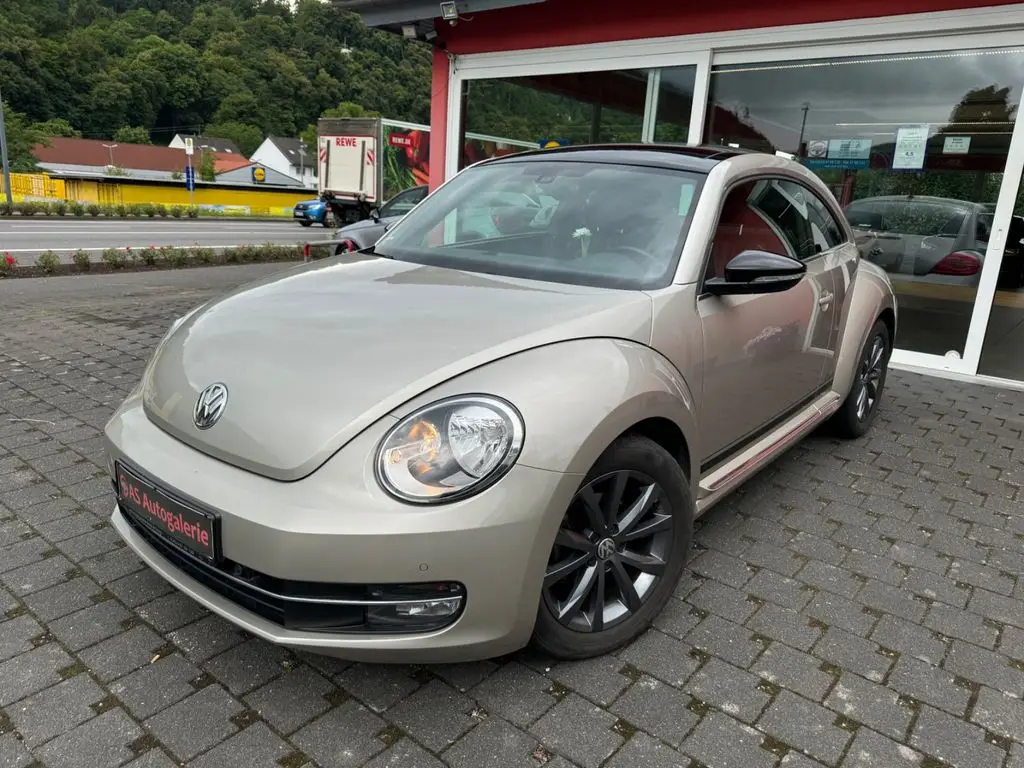 Photo 1 : Volkswagen Beetle 2015 Petrol