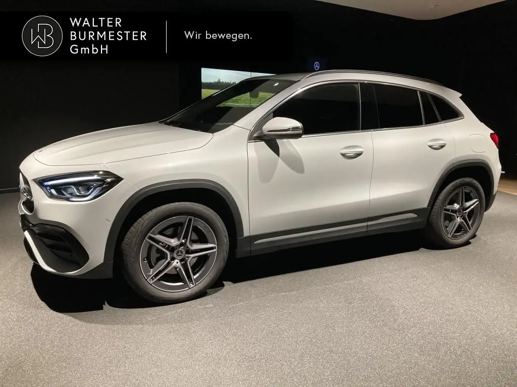 Photo 1 : Mercedes-benz Classe Gla 2023 Hybride