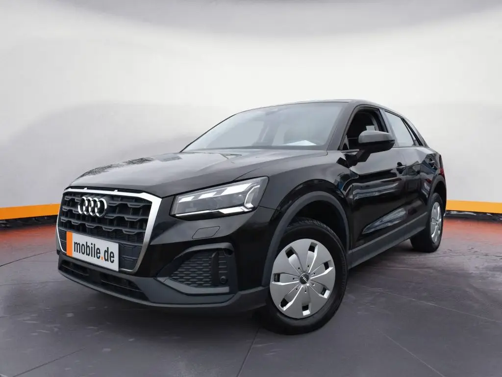 Photo 1 : Audi Q2 2023 Petrol