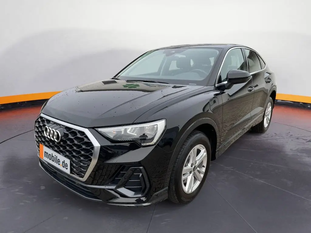 Photo 1 : Audi Q3 2021 Hybride