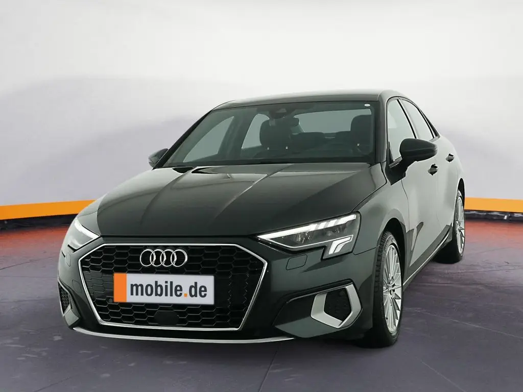 Photo 1 : Audi A3 2023 Essence