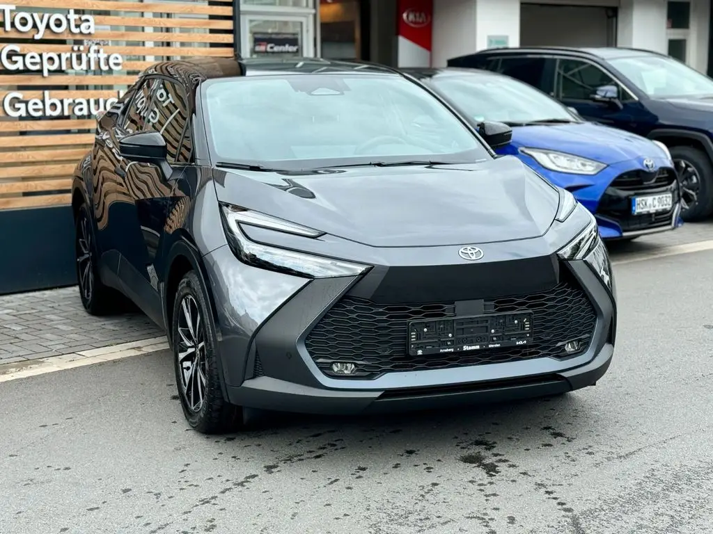 Photo 1 : Toyota C-hr 2024 Hybride