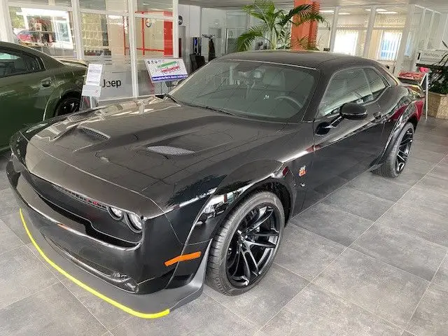 Photo 1 : Dodge Challenger 2024 Petrol