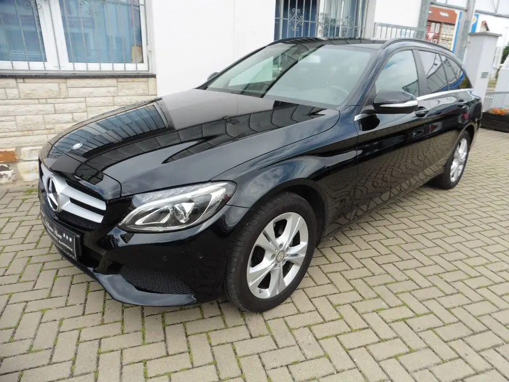 Photo 1 : Mercedes-benz Classe C 2015 Essence