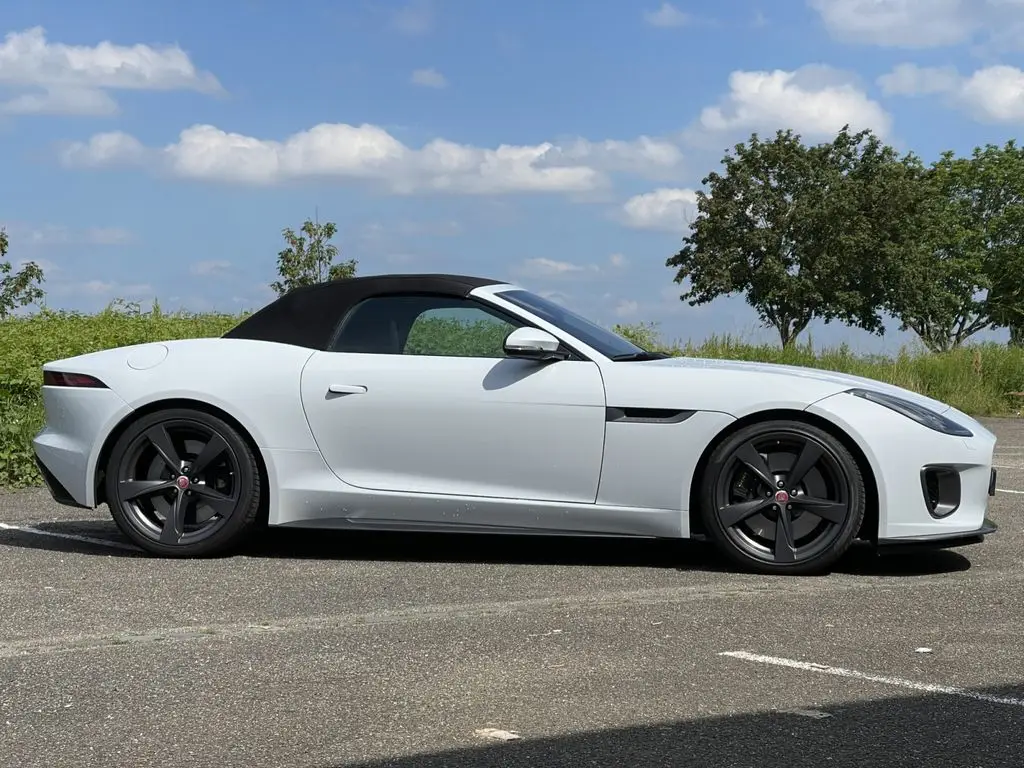 Photo 1 : Jaguar F-type 2018 Petrol