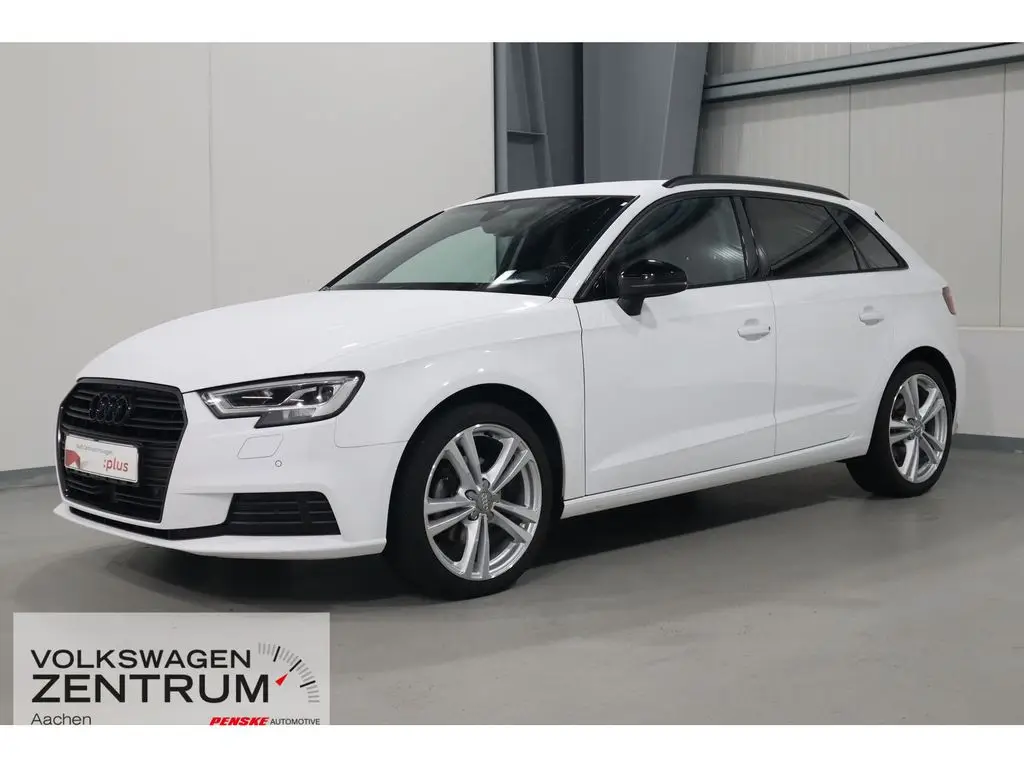 Photo 1 : Audi A3 2019 Petrol