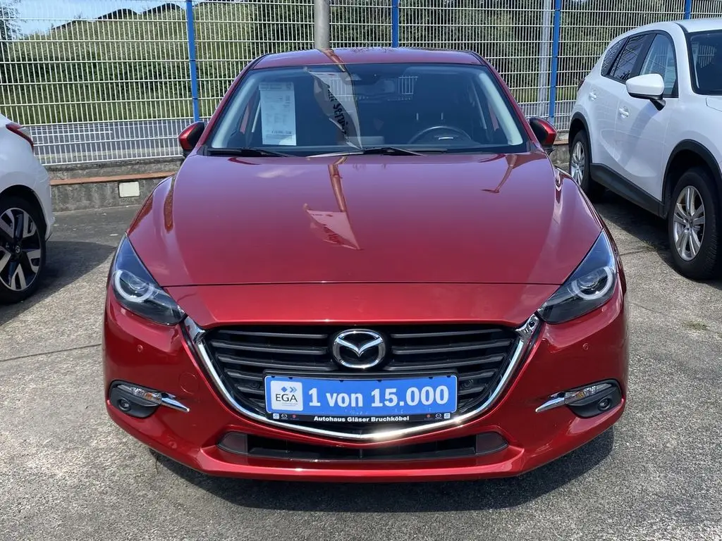 Photo 1 : Mazda 3 2019 Petrol