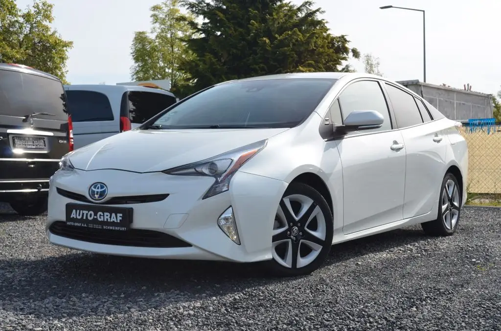 Photo 1 : Toyota Prius 2016 Hybride