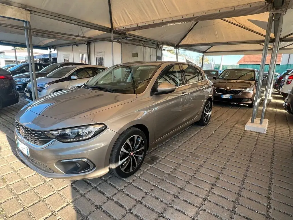 Photo 1 : Fiat Tipo 2017 LPG