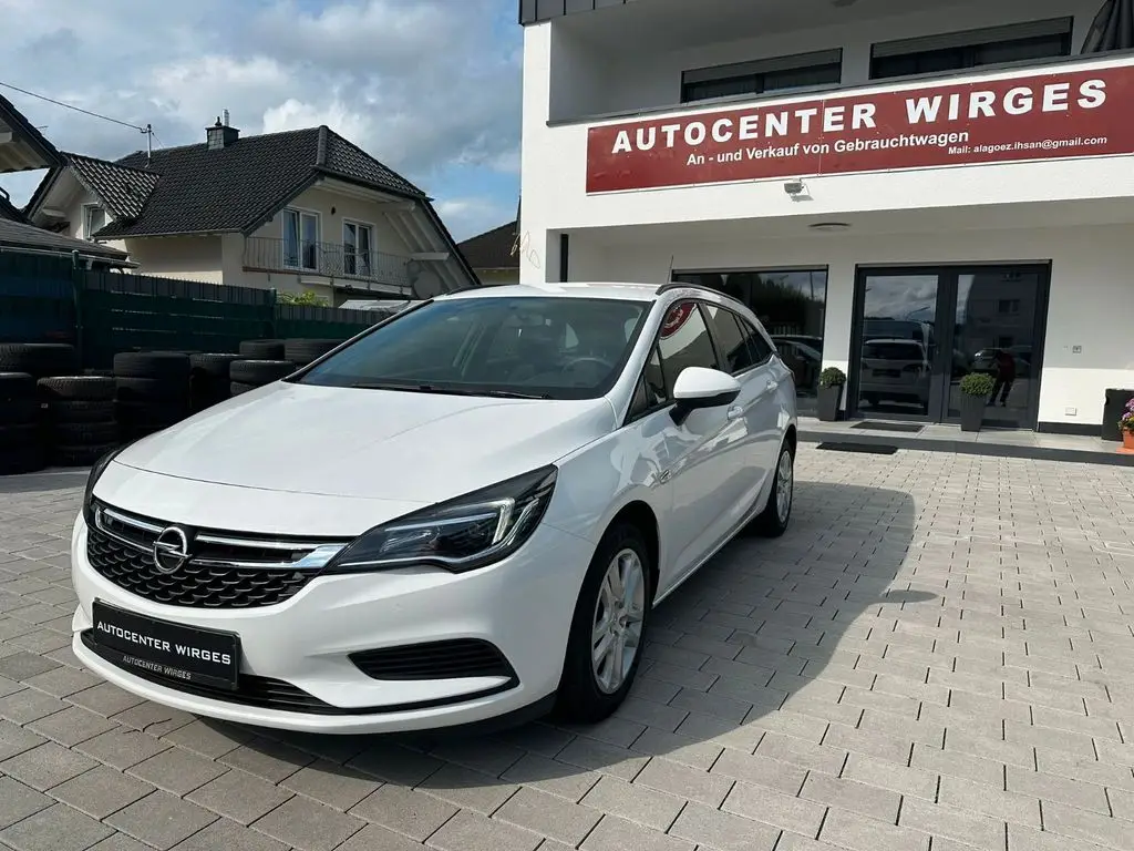 Photo 1 : Opel Astra 2018 Diesel