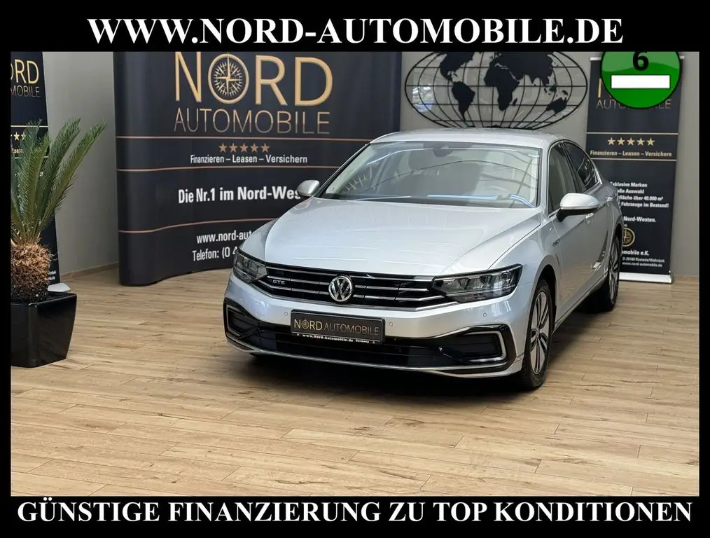 Photo 1 : Volkswagen Passat 2020 Hybrid