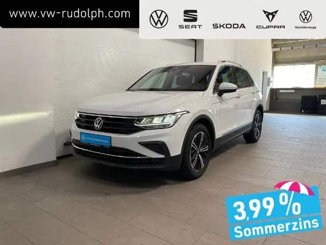 Photo 1 : Volkswagen Tiguan 2023 Essence