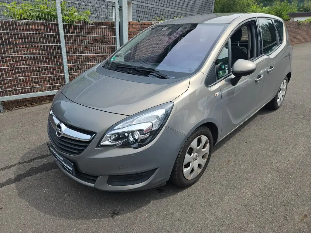 Photo 1 : Opel Meriva 2014 Petrol