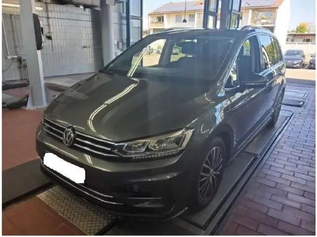 Photo 1 : Volkswagen Touran 2016 Petrol