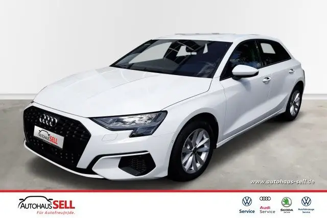 Photo 1 : Audi A3 2023 Petrol