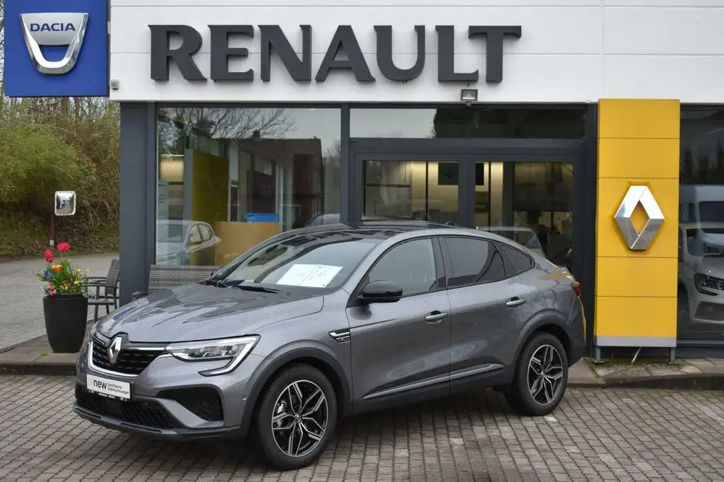 Photo 1 : Renault Arkana 2023 Essence